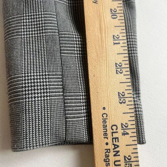 New York & Co Women's Size 10 Black Plaid 2 Button Blazer Jacket - Picture 6 of 7